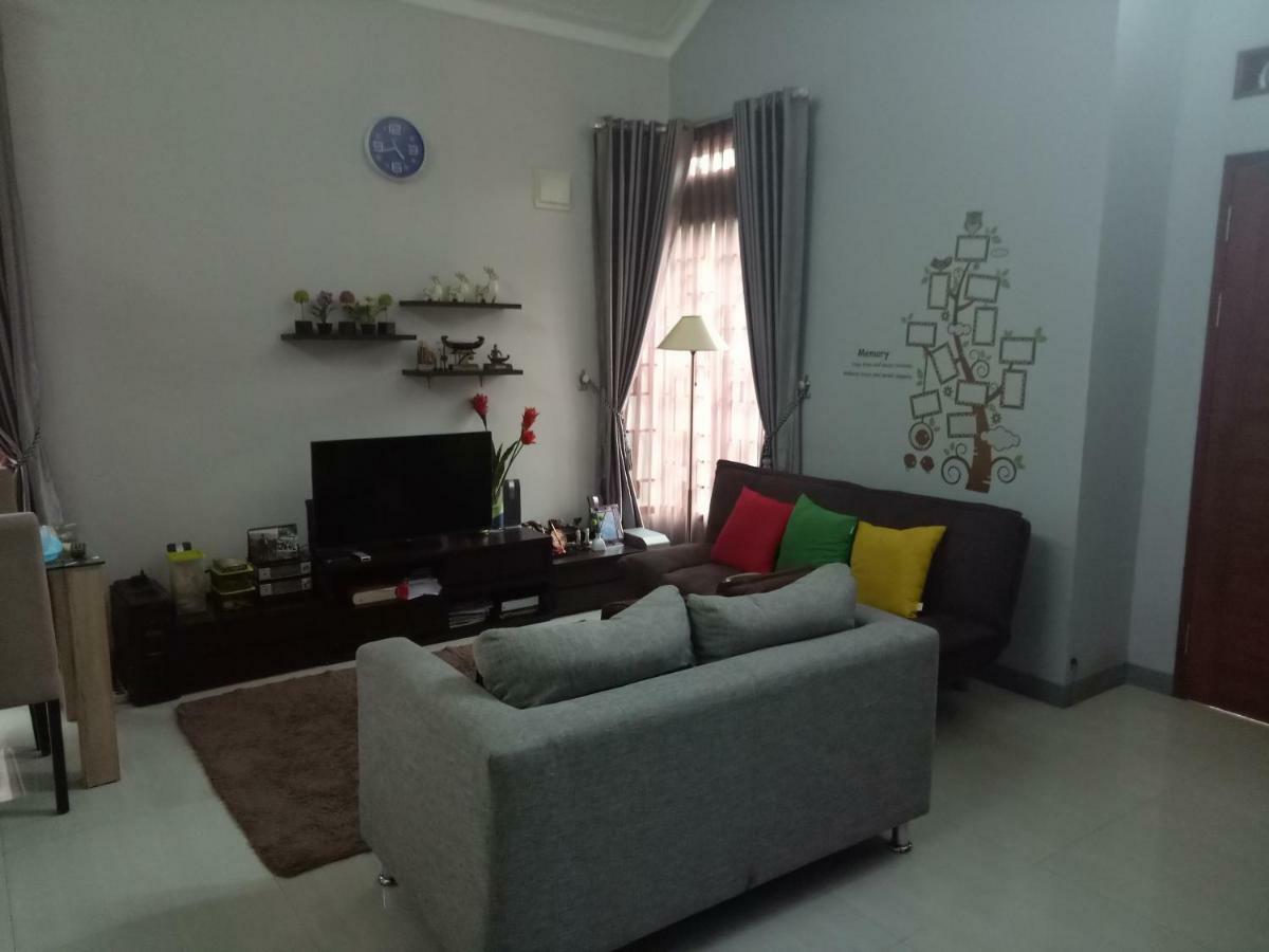 Rumah liburan Syariah Cileunyi, Timur Bandung